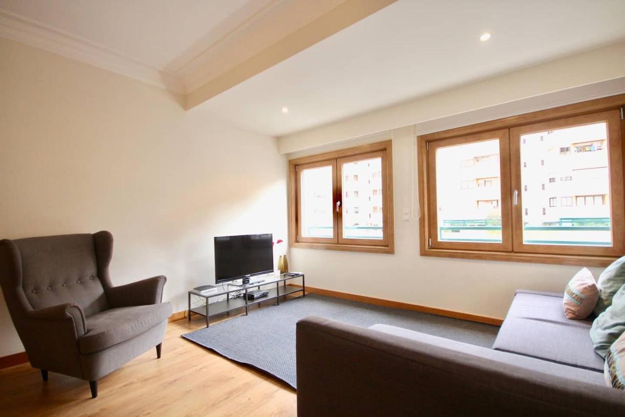 Apartment Cozy Orange Telheiras Lissabon